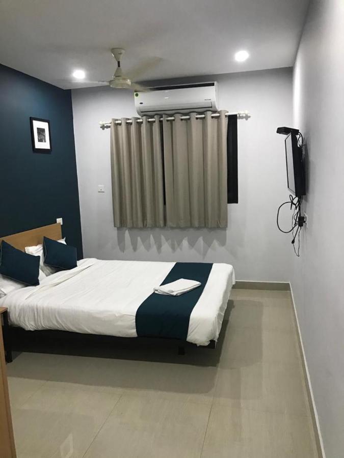 Empire Grande Suites Kochi Exterior foto